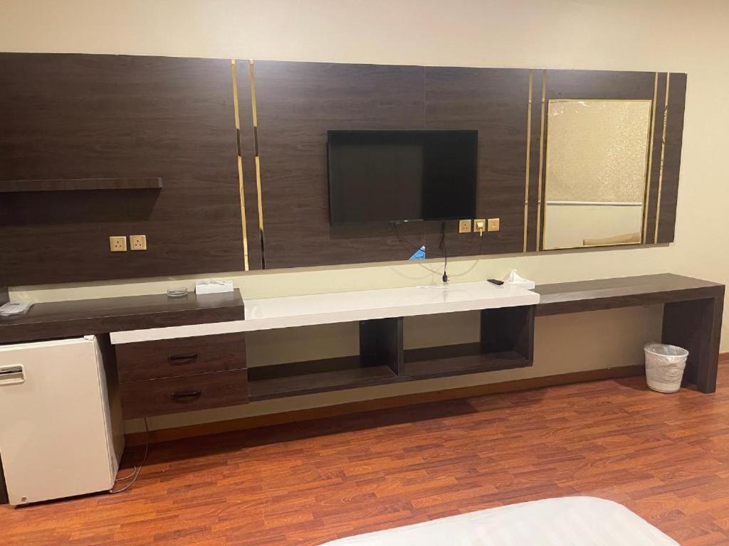 Relax Day Hotel Tabuk Buitenkant foto